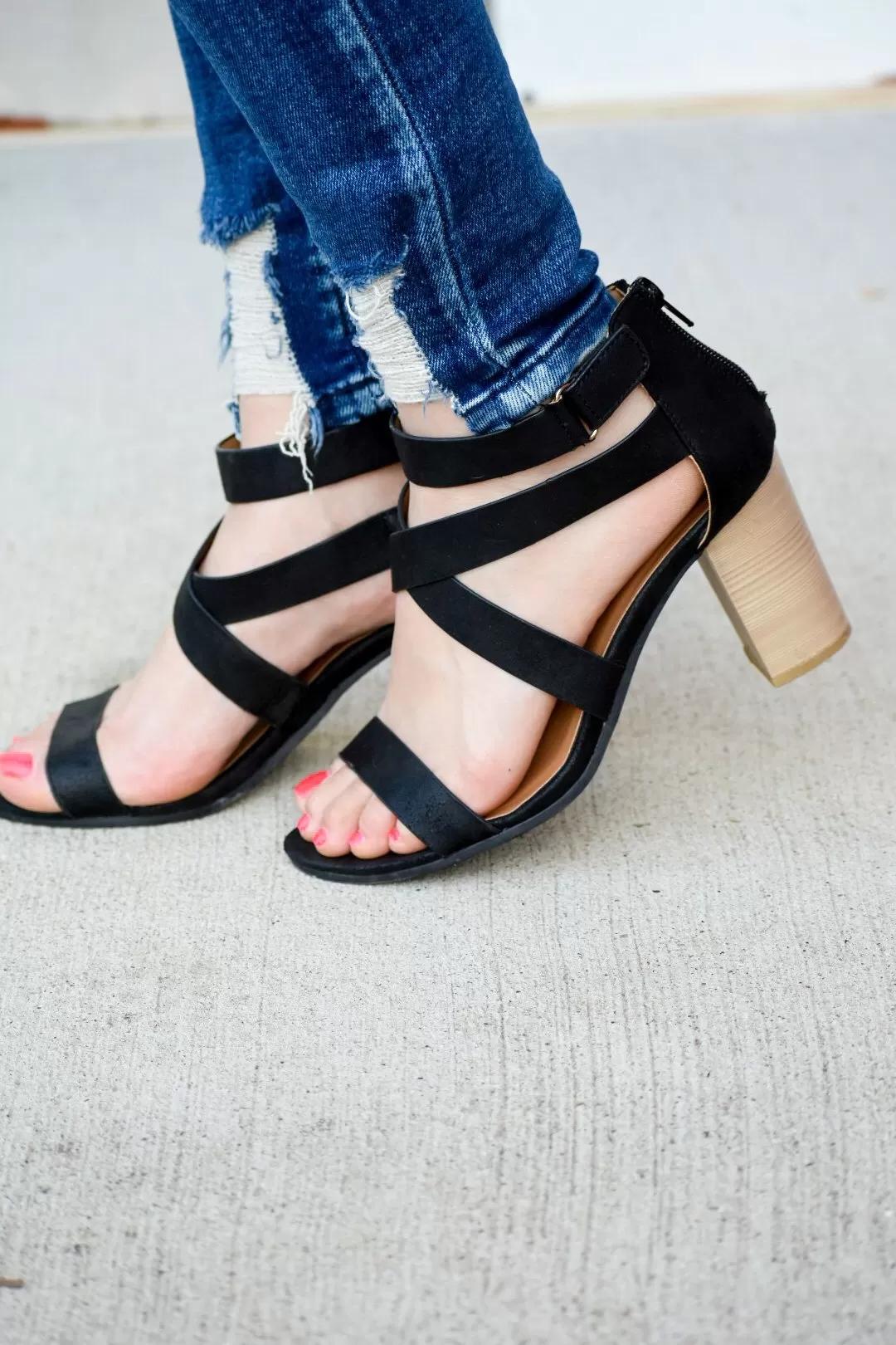 Adeline Black Strapped Sandals