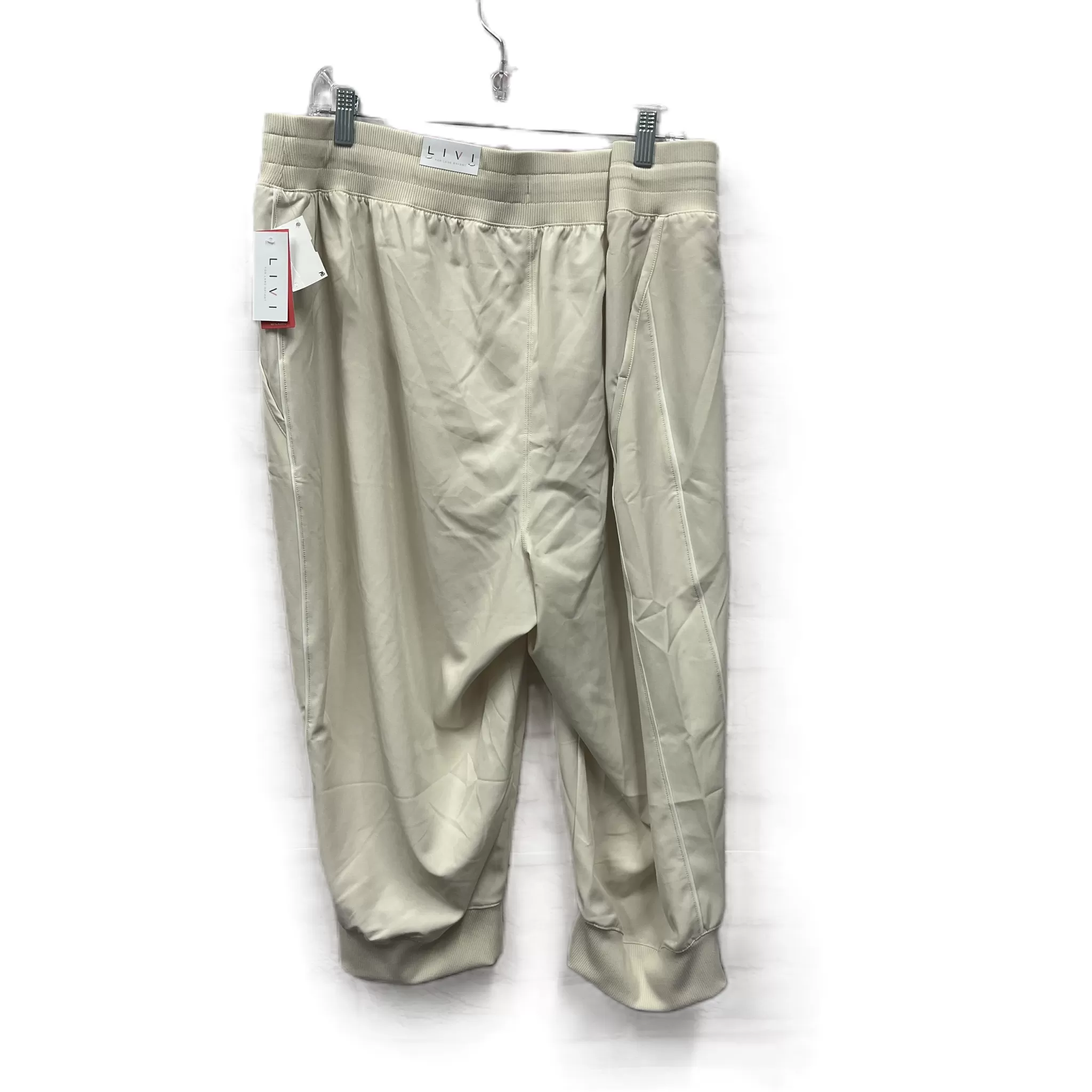 Athletic Capris By Livi Active In Beige, Size: 3x