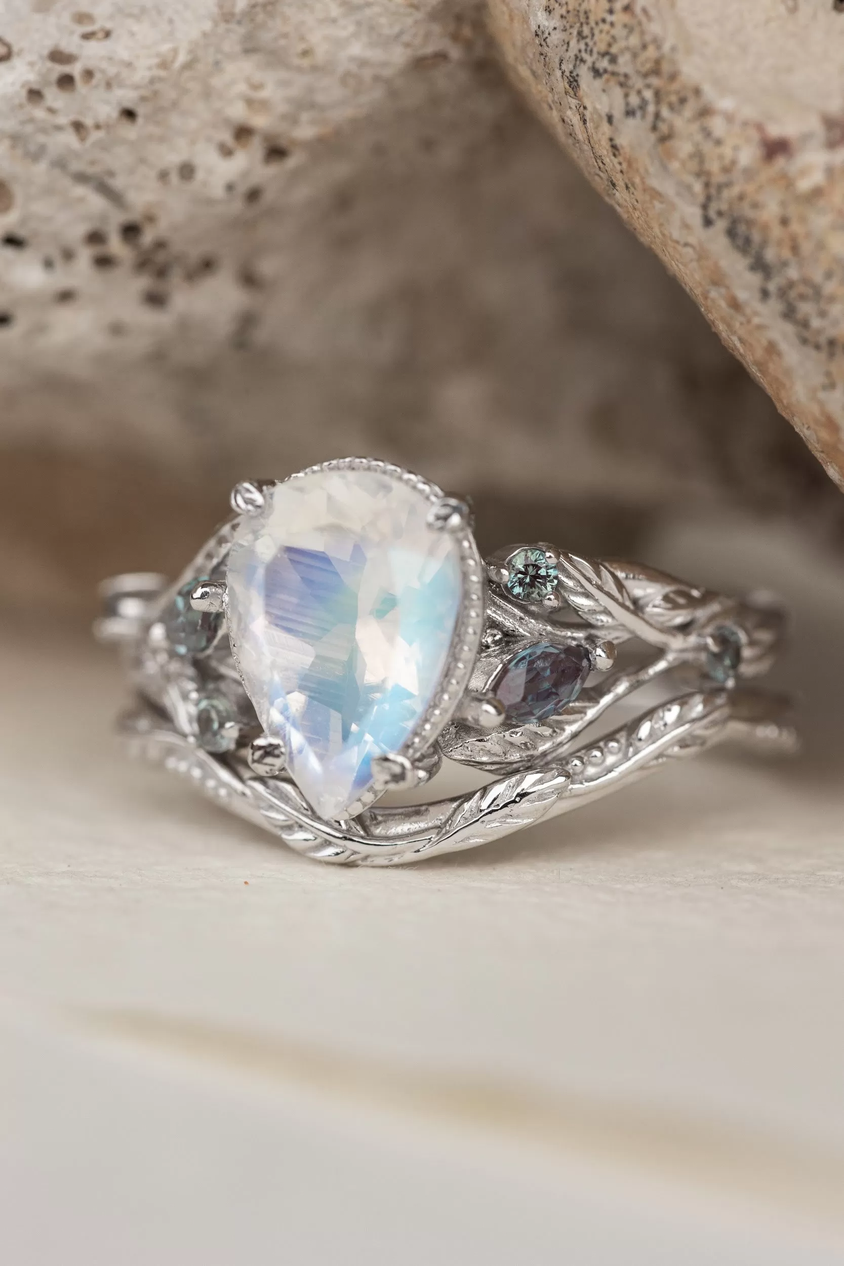 Big pear moonstone bridal ring set, engagement ring set with accent alexandrites / Patricia