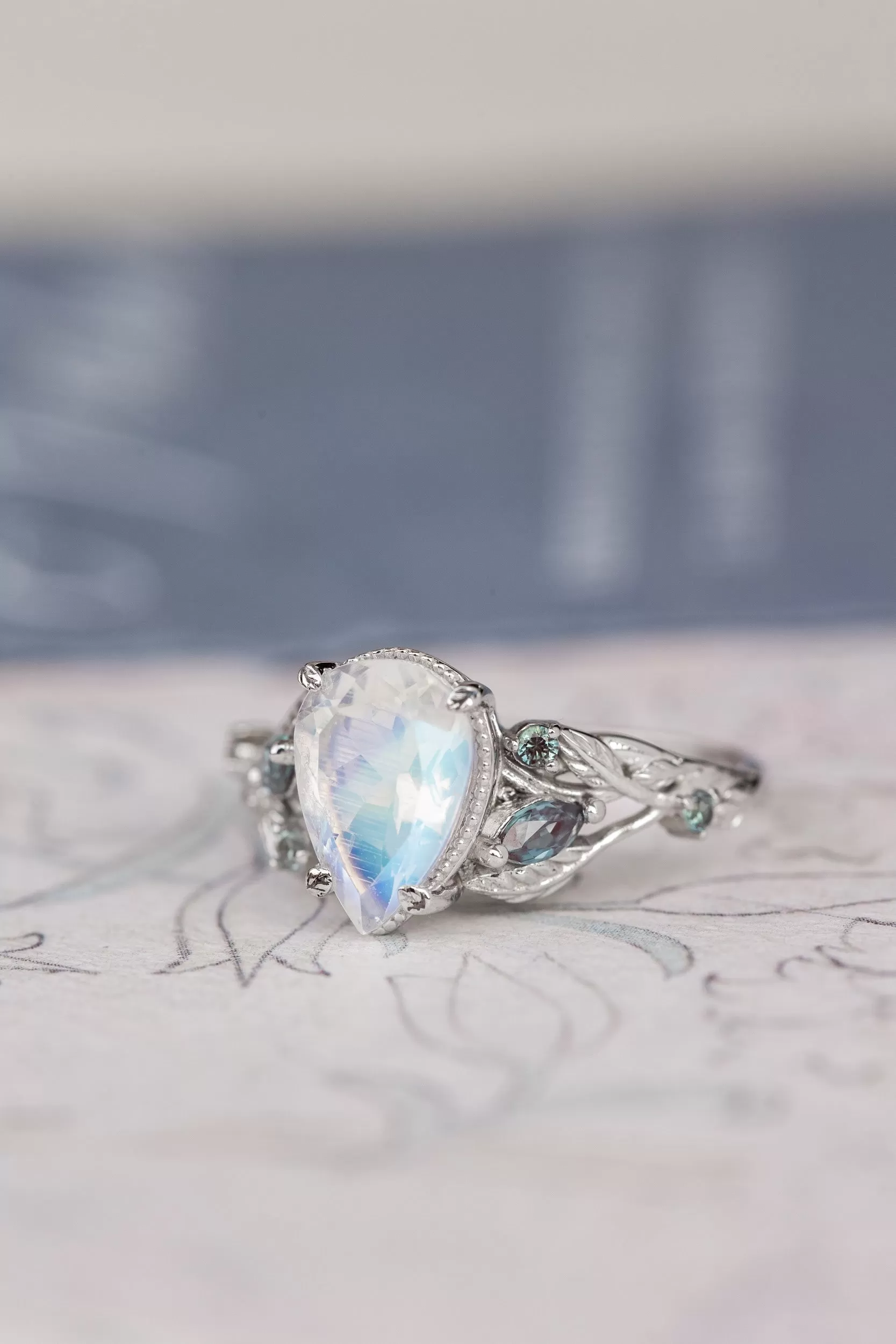 Big pear moonstone bridal ring set, engagement ring set with accent alexandrites / Patricia