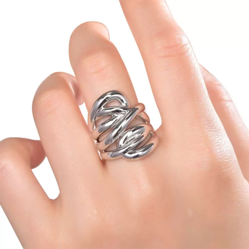 Chic Twist Wide Women's Band Ring