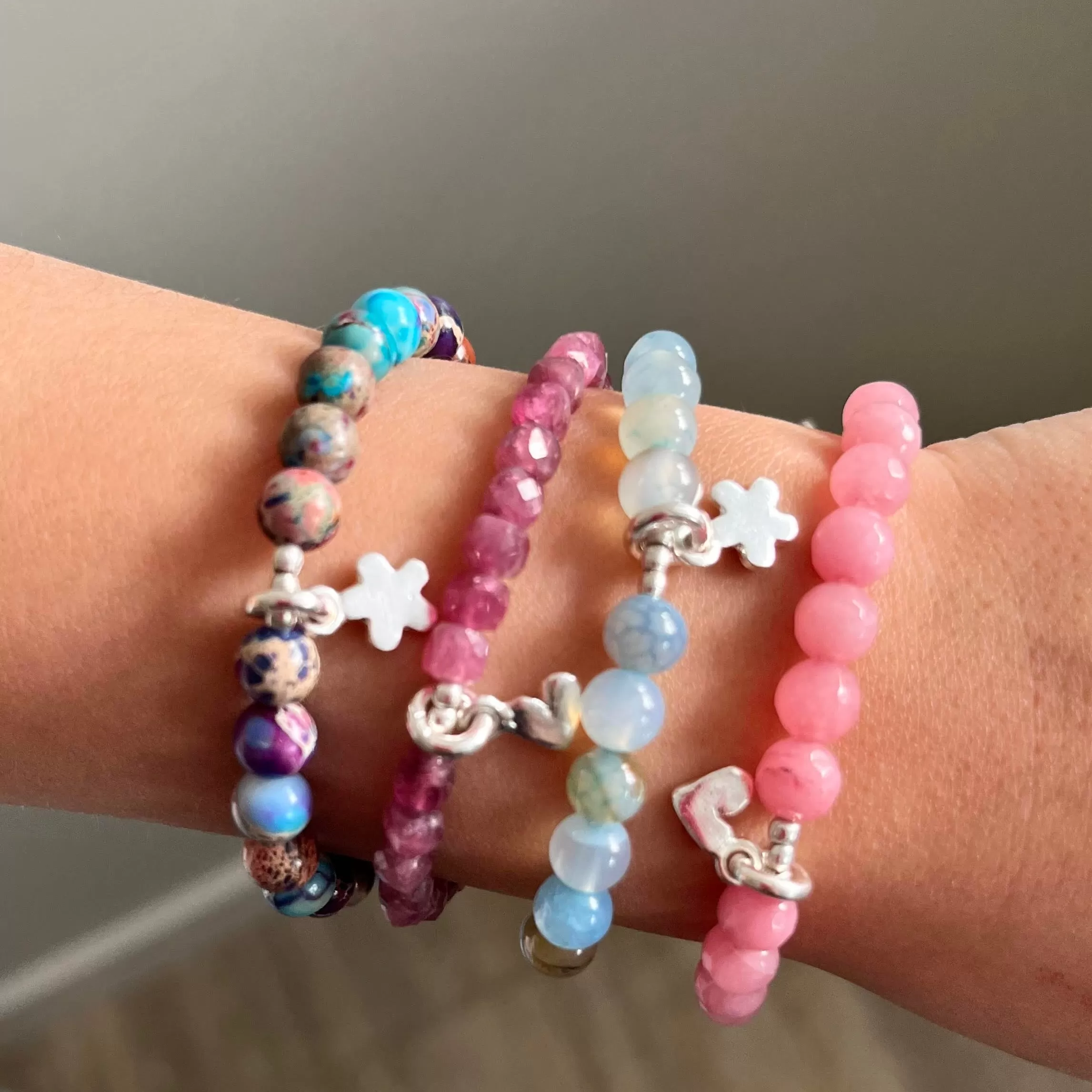 CHILD Bracelets: Ocean Blue Agate & Fine Silver Daisy Stretch Bracelet