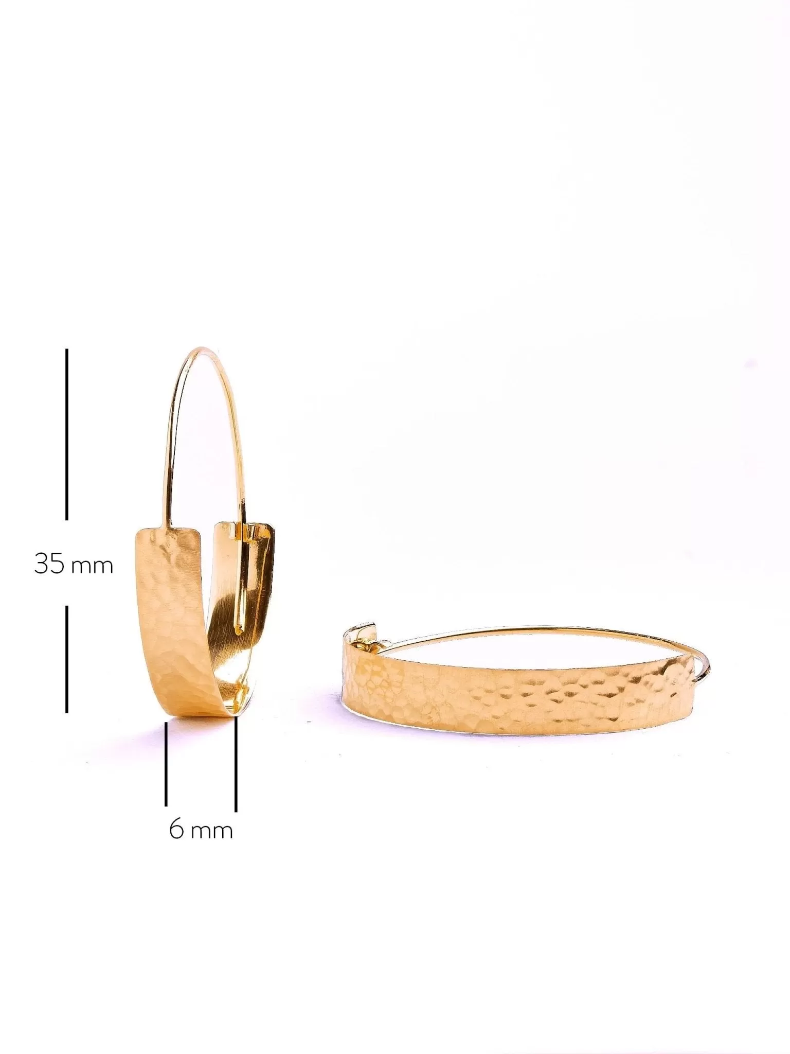 Eibar Chunky Gold Hoop Earrings