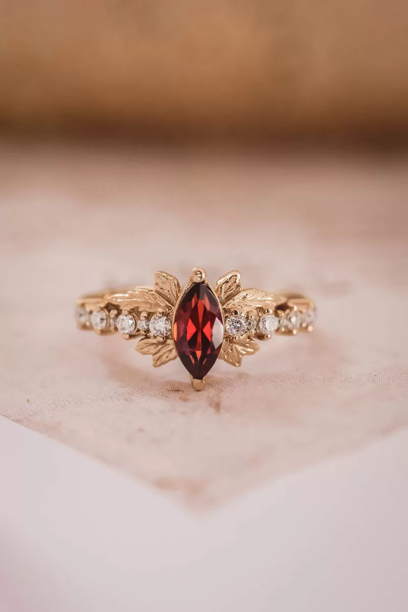 Garnet engagement ring with diamonds / Verbena