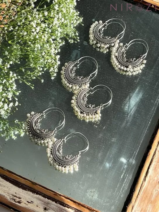 Heen Hoop Earrings