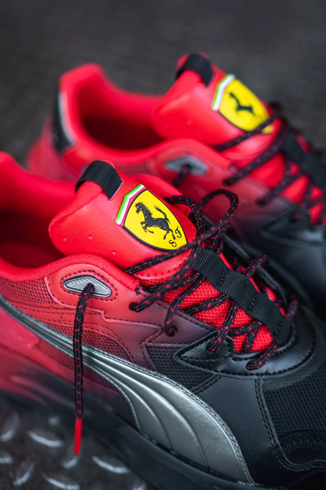 Men's Puma x Ferrari Mirage Sport (Black)