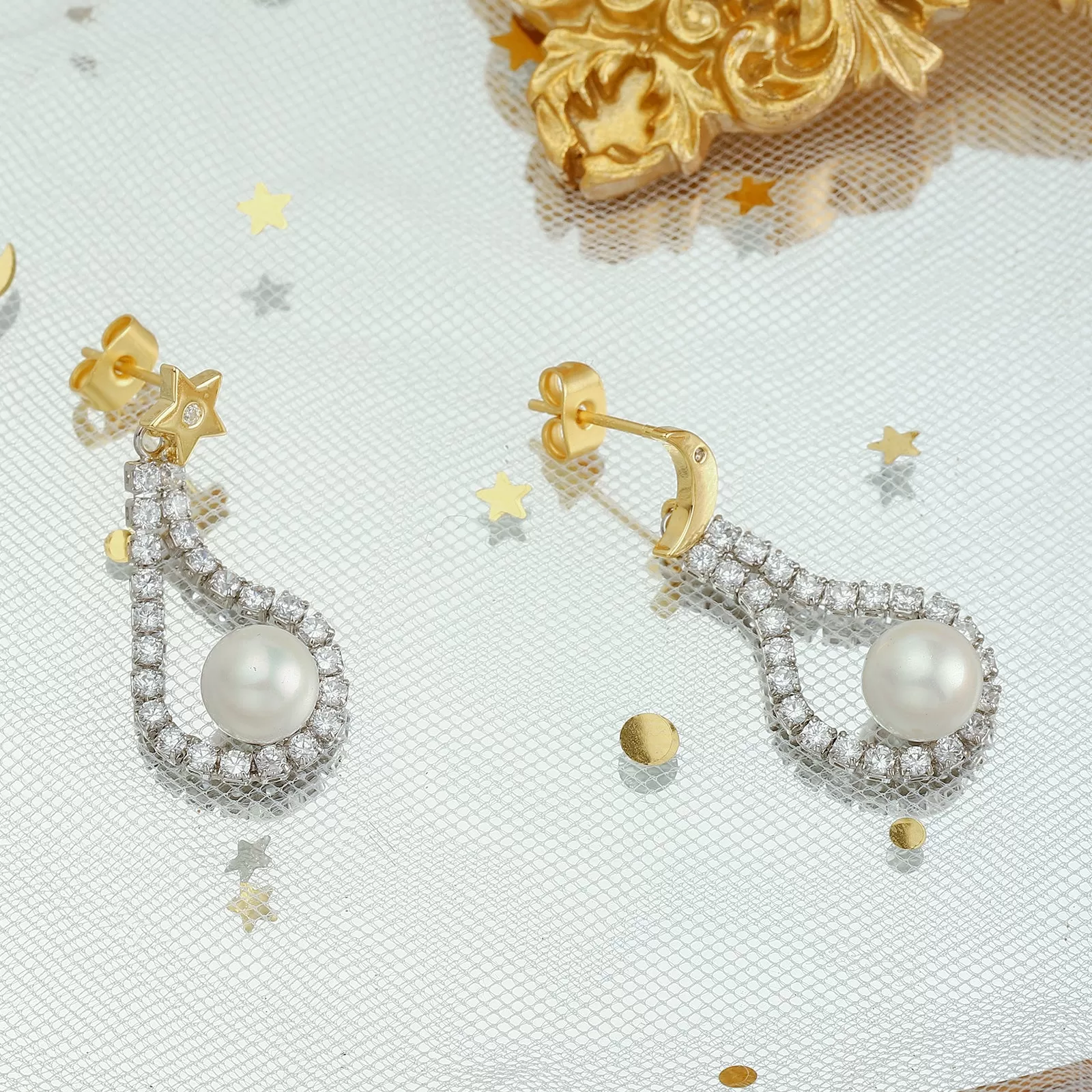 Moon Star Pearl Earrings