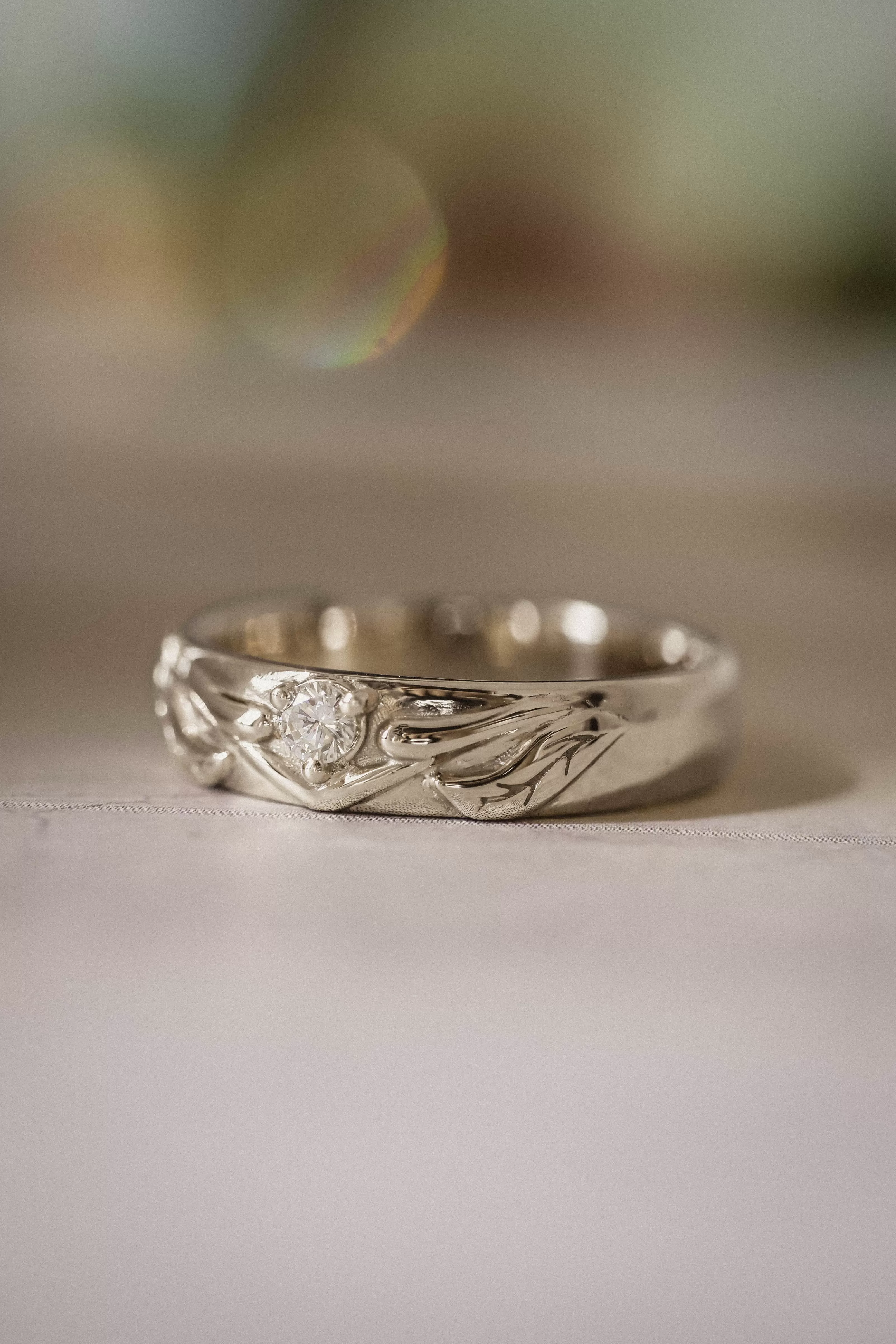 Nature wedding band with diamond / Wisteria