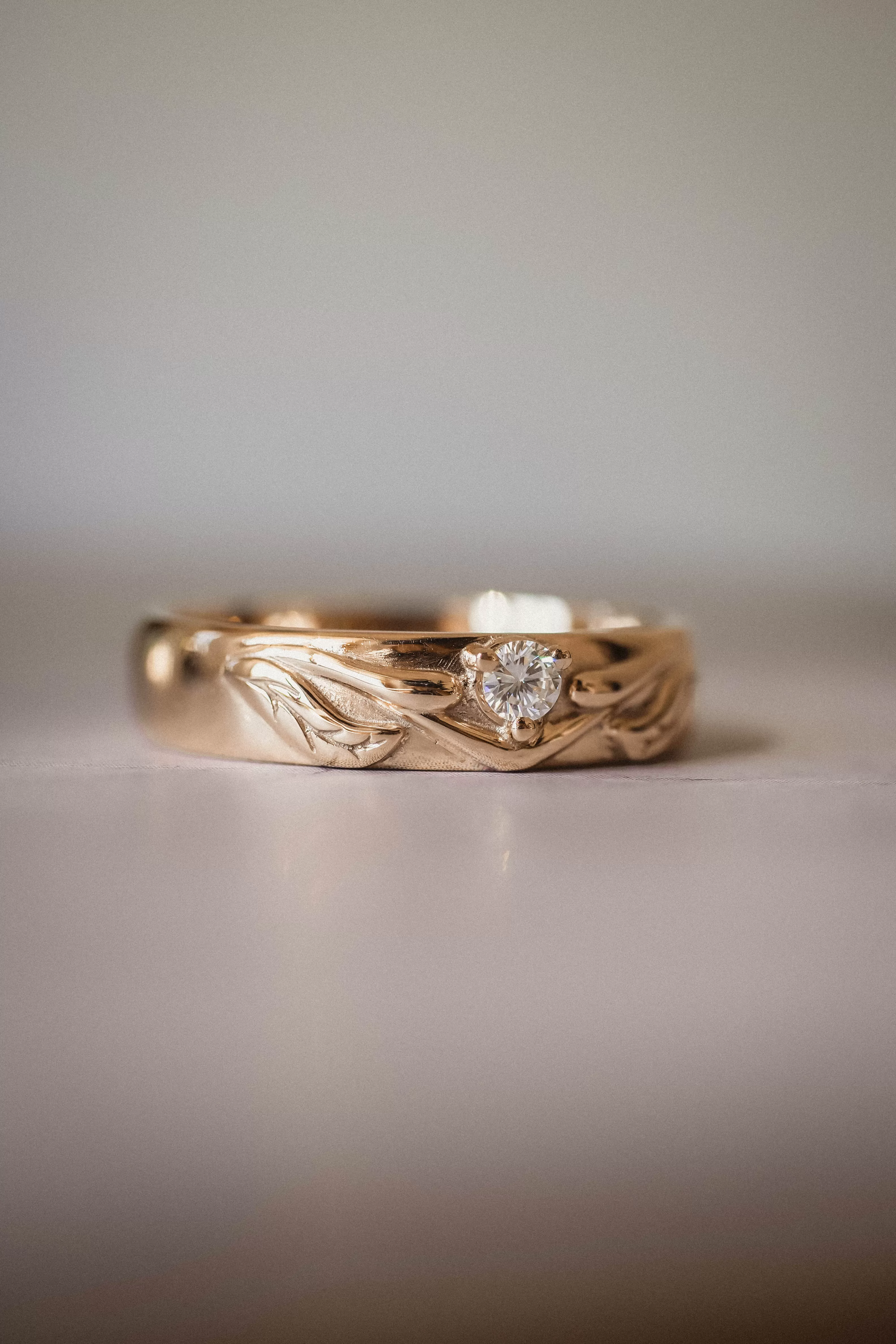 Nature wedding band with diamond / Wisteria