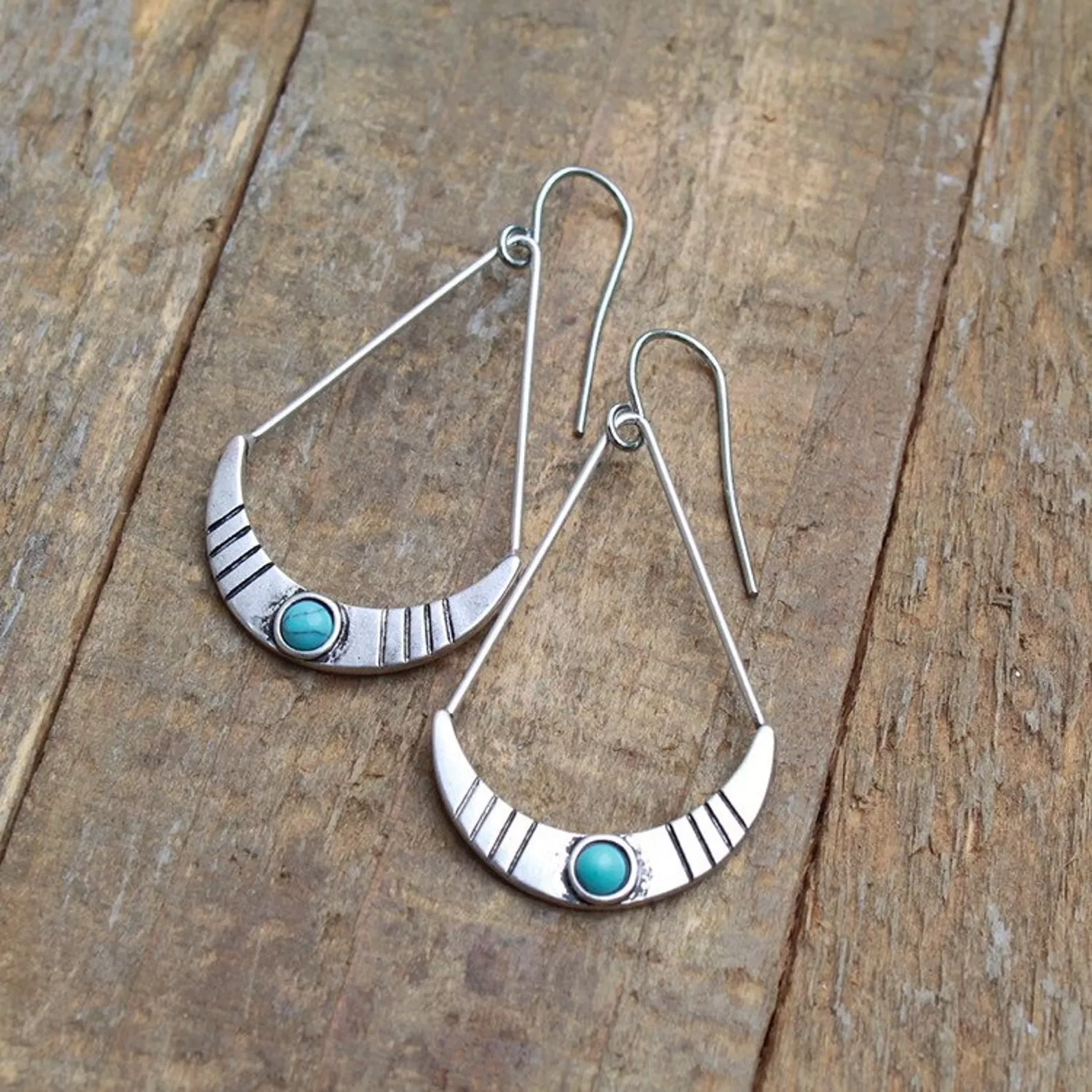 Small Silver Southwestern Dangle Earrings