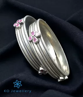 The Kishori Silver Bangle (Size 2.4)