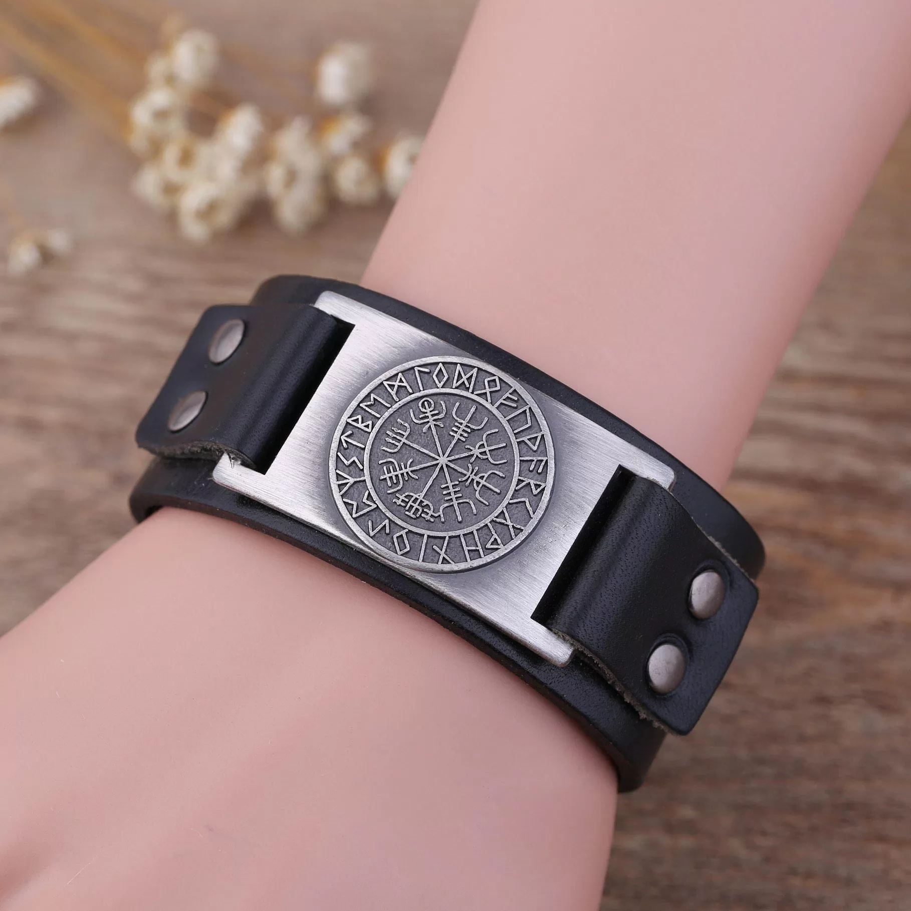 Vegvisir Leather Bracelet