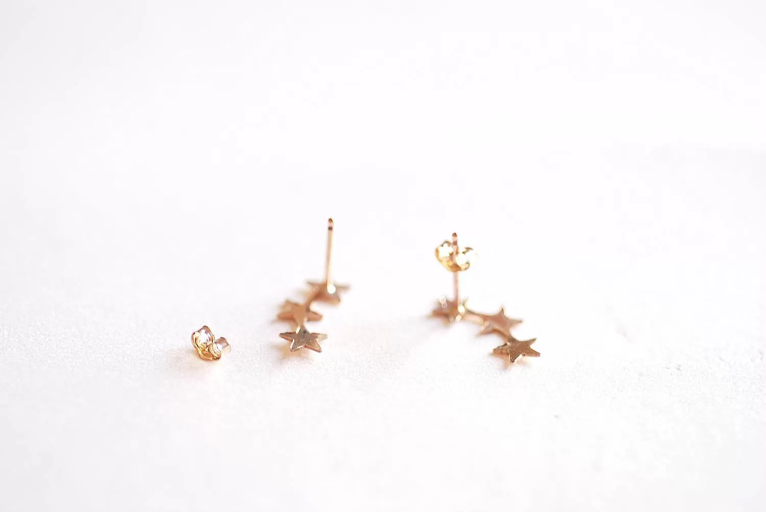 Wholesale Gold Filled Star Ear Climber- Gold Star ear crawlers, ear climber earrings, ear crawler earrings, ear pins, star earrings, ear sweeps, Studs